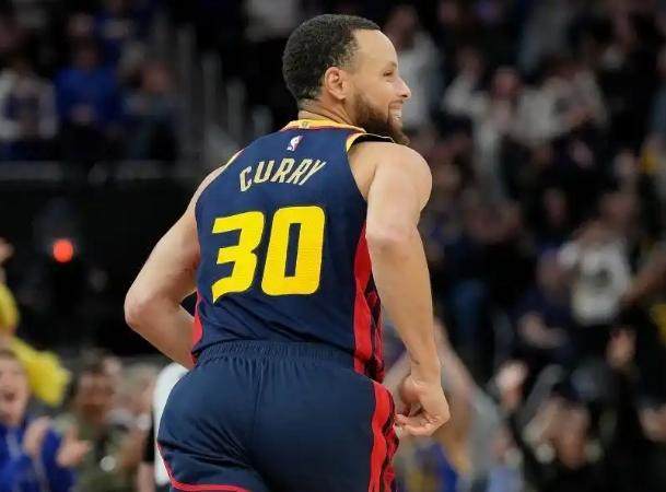 库里千数三分达成便夺冠 勇士已有支撑定律的资本