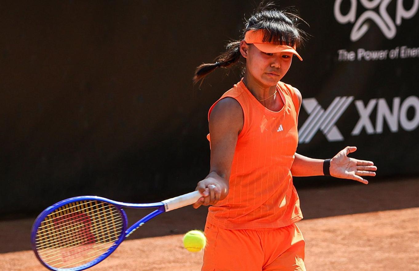 Kaiyun开云官方网站中国登录-2-0横扫晋级！中国女网15岁天才夺11连胜：世界第2当李娜接班人？